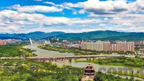 复仇者联盟4中文字幕-漫威宇宙的终极篇章，解析复仇者联盟4中文字幕的深层含义
